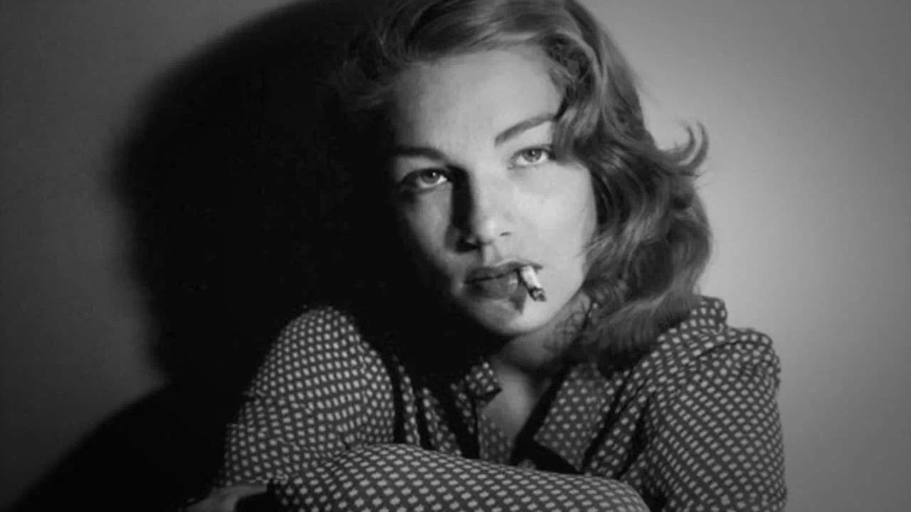 ■ 시몬느 시뇨레(Simone Signoret, 1921~1985) </p> <p> <p>■ 잔느 모로(Jeanne Moreau, 1928~2017) <p>■ 아누크 에메(Anouk Aimée, 1932년생) <p>■ 델핀 세리그(Delphine Seyrig, 1932~1990) <p>■ 아니 지라르도(Annie Girardot, 1932~2011) <p>■ 브리지트 바르도(Brigitte Bardot, 1934년생) <p>■ 미레유 다르크(Mireille Darc, 1938~2017) <p>■ 마리나 블라디(Marina Vlady, 1938년생) <p>■ 미셸 메르시에(Michèle Mercier, 1939년생) <p>■ 까뜨린느 드뇌브(Catherine Deneuve, 1943년생) <p>■ 화니 아르당(Fanny Ardant, 1949년생) <p>■ 미우 미우(Miou-Miou, 1950년생) <p>■ 도미니크 상다(Dominique Sanda, 1951년생) <p>■ 이자벨 위페르(Isabelle Huppert, 1953년생) <p>■ 이자벨 아자니(Isabelle Adjani, 1955년생) <p>■ 크리스틴 보이슨(Christine Boisson, 1956년생) <p>■ 캐롤 부케(Carole Bouquet, 1957년생) <p>■ 안느 파릴로드(Anne Parillaud, 1960년생) <p>■ 마리 뜨랭띠냥(Marie Trintignant, 1962~2003) <p>■ 엠마뉘엘 베아르(Emmanuelle Béart, 1963년생) <p>■ 줄리엣 비노쉬(Juliette Binoche, 1964년생) <p>■ 소피 마르소(Sophie Marceau, 1966년생) <p>■ 상드린 보네르(Sandrine Bonnaire, 1967년생) <p>■ 바네사 파라디(Vanessa Paradis, 1972년생) <p>■ 쥐디트 고드레슈(Judith Godrèche, 1972년생) <p>■ 마리옹 꼬띠아르(Marion Cotillard, 1975년생) <p>■ 오드리 토투(Audrey Tautou, 1976년생) <p>■ 비에르지니 르도엔(Virginie Ledoyen, 1976년생) <p>■ 레티샤 카스타(Laetitia Casta, 1978년생) <p>■ 에바 그린(Eva Green, 1980년생) 1