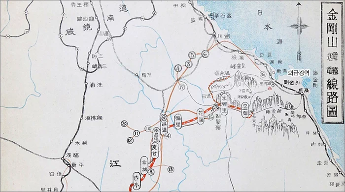 일제시대에 기차로 금강산 유람을 가는 방법은 두 가지가 있었다. 1