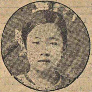 이진호(李軫鎬, 1867~1946)는 아관파천 당시에는 일본 측에 붙었다가 친일내각이 무너지면서 망명해야 했지만, 대한제국 군대해산 직후 10년 만에 귀국하여 일제가 패망할 때까지 화려한 꽃길을 걸었다. 11