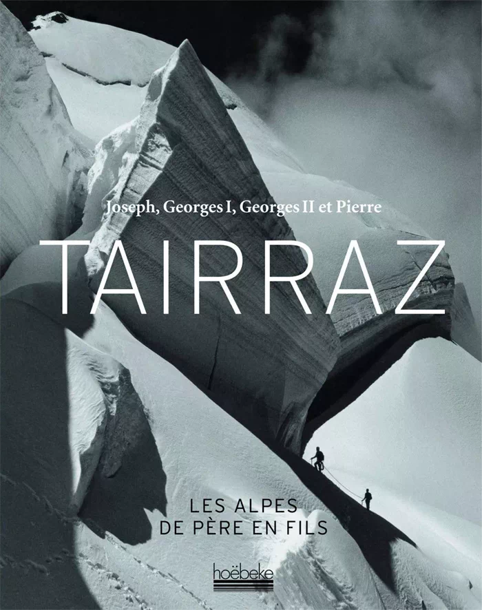 사진을 촬영한 인물은 프랑스의 사진작가 조르주 타이라즈 2세(Georges II Tairraz)로 그의 가문은 사진 촬영을 업으로 했으며, 특히 알프스와 같은 산악풍경을 테마로 삼아 4대째 한우물을 팠다. 5