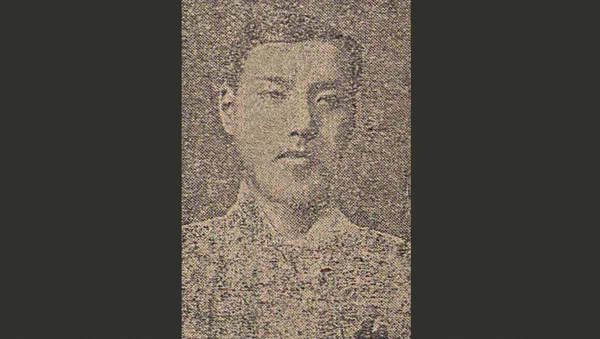 지금은 32세 춘광에 명창기생 연옥(예단일백인 )이와 오궁동에서 즐거이 지낸다 하니, 명창 남녀가 함께 모여 가위 겯고틀고 재미가 그 속에 있으리라 하노라. 11