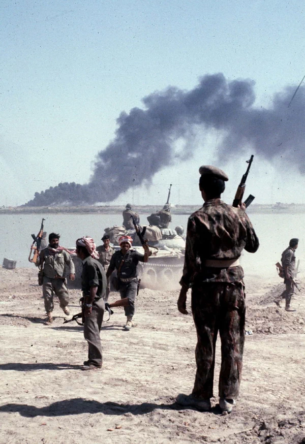 이란-이라크 전쟁(Iran–Iraq War)은 1980년 9월 22일에 발발해 1988년 8월 20일까지 일어난 전쟁이다. 5