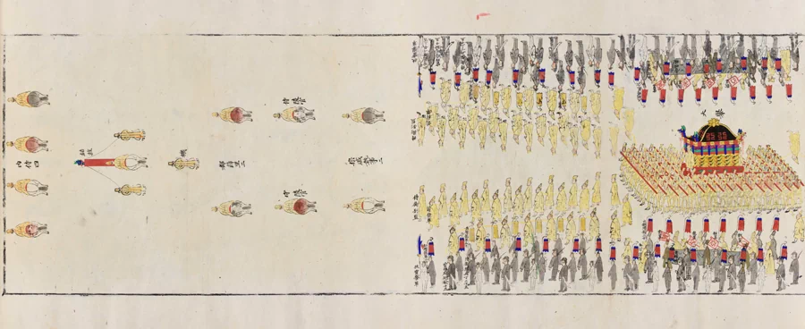 1897년, 대한제국 선포와 함께 국모(명성황후)의 위엄을 되찾고 황제국의 격식을 대외에 과시하기 위하여 을미사변(1895년 10월 8일) 이후 2년 1개월 만에 거행된 국장(國葬)은 화려한 의장·방대한 인력·서양식 사진기록을 동원한 대규모 의례였다. 5