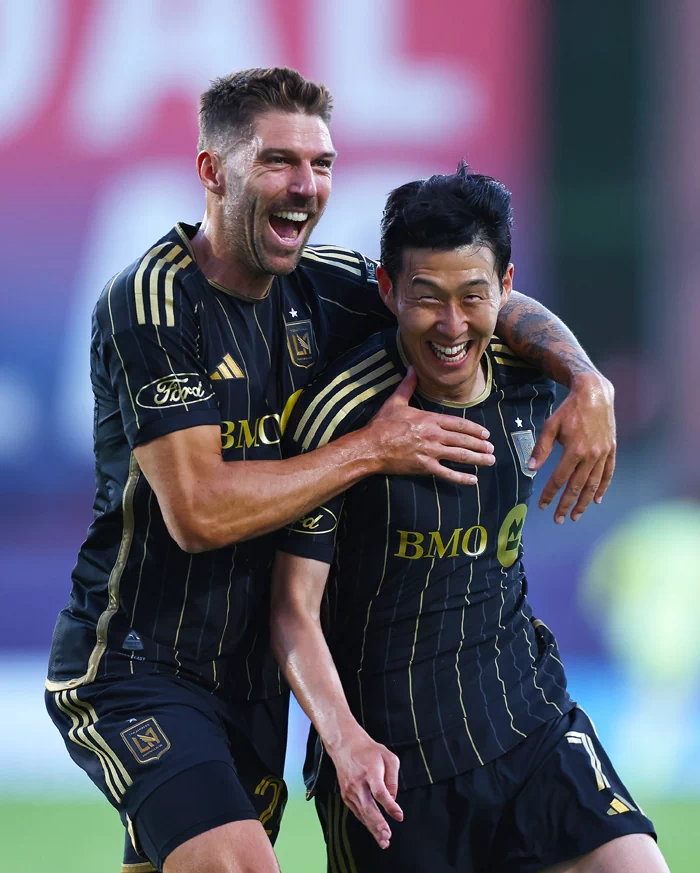 LAFC(로스앤젤레스 FC)로 이적한 손흥민이 세 번째 경기만에 MLS 데뷔골을 터뜨렸다. 5